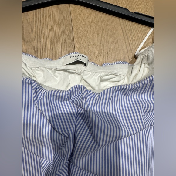 Aritzia Tube Top. - Picture 2 of 4